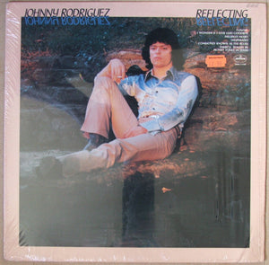 Johnny Rodriguez (4) : Reflecting (LP, Album)