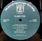 Gene Bertoncini, Michael Moore (2) : Close Ties - Works By Bach, Ellington, Gershwin, Ravel, And Others (LP)