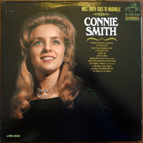 Connie Smith : Miss Smith Goes To Nashville (LP, Mono)